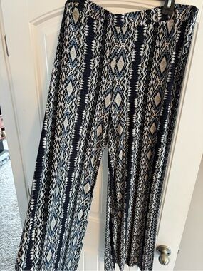 Cato Black & Cream Wide-Leg Tribal Pattern Pants